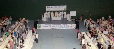 Mensajeros de la Paz celebra en Palencia el XVI “Día de los Abuelos”