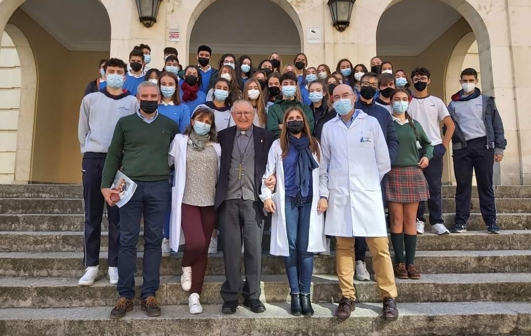 Charla en el Colegio Santo Ángel de Palencia sobre la Fundación Hombres Nuevos