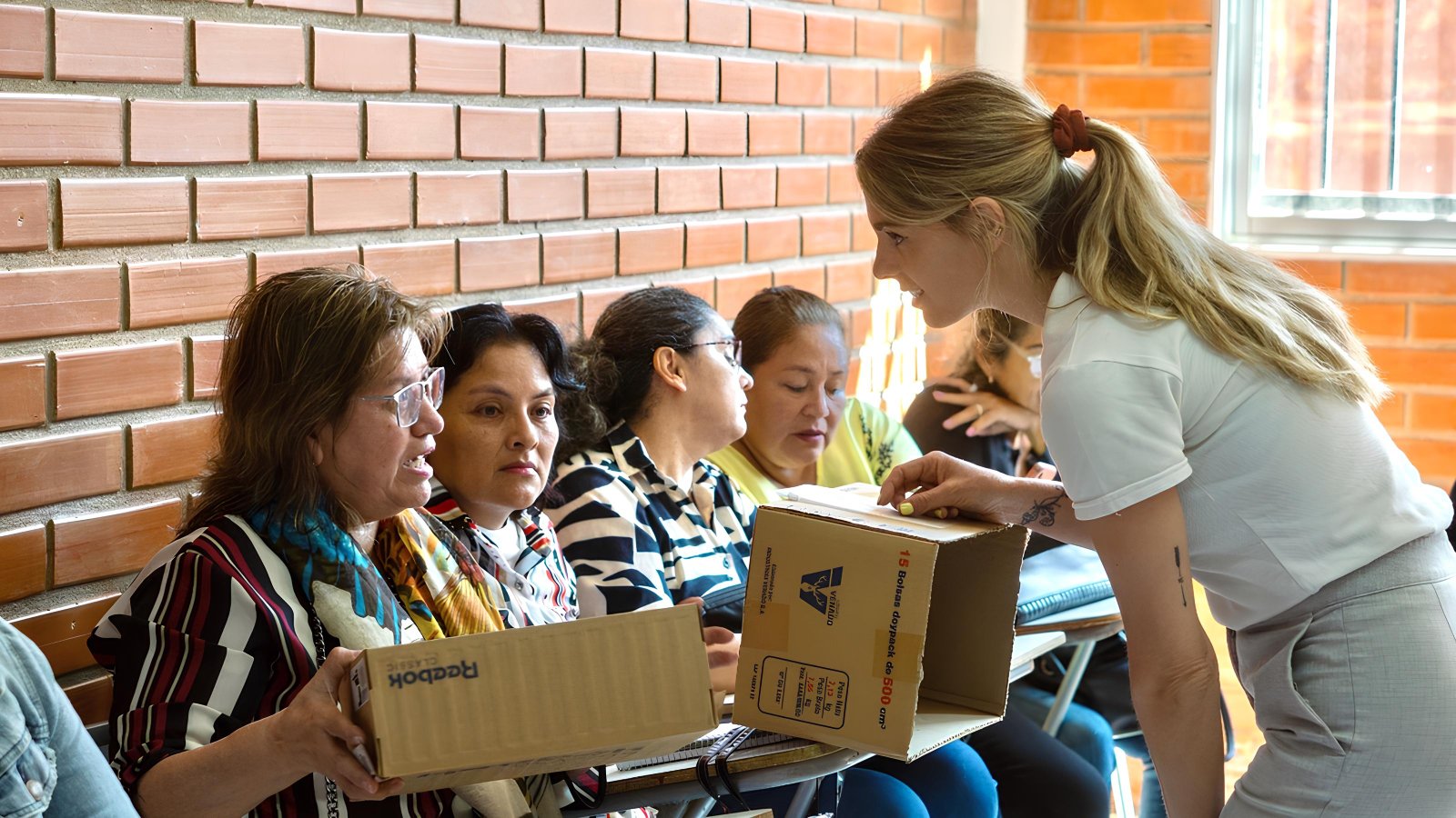 6 alumnas de las Universidades de Granada y Alicante participarán en actividades de Voluntariado Internacional con Hombres Nuevos en Bolivia