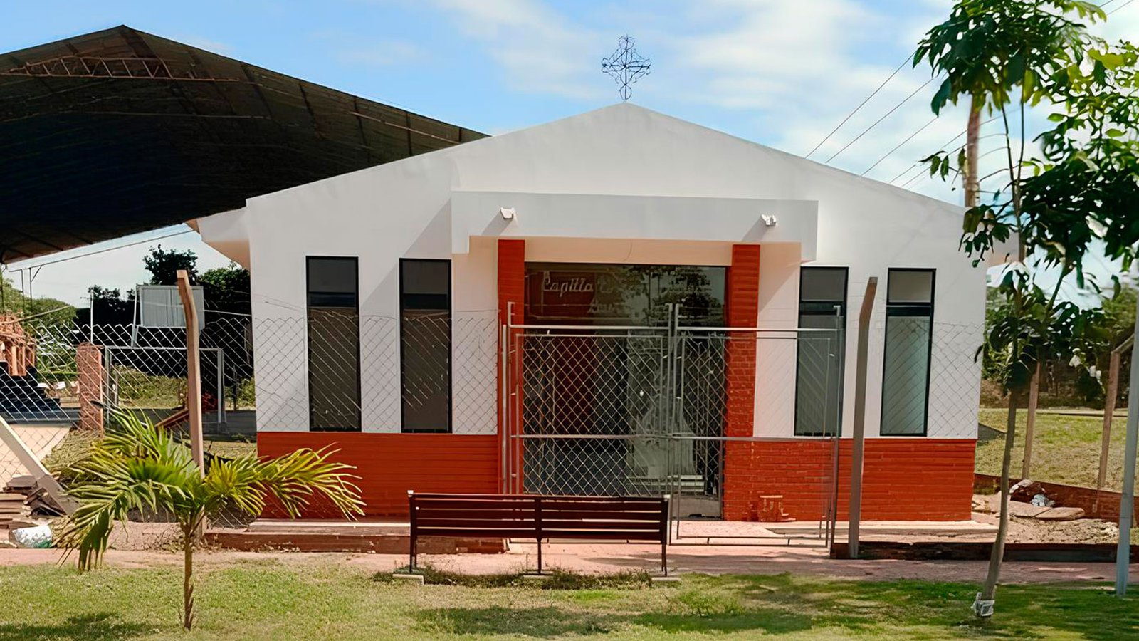Finalizamos la construcción de una capilla en la Comunidad de Las Maras en Warnes