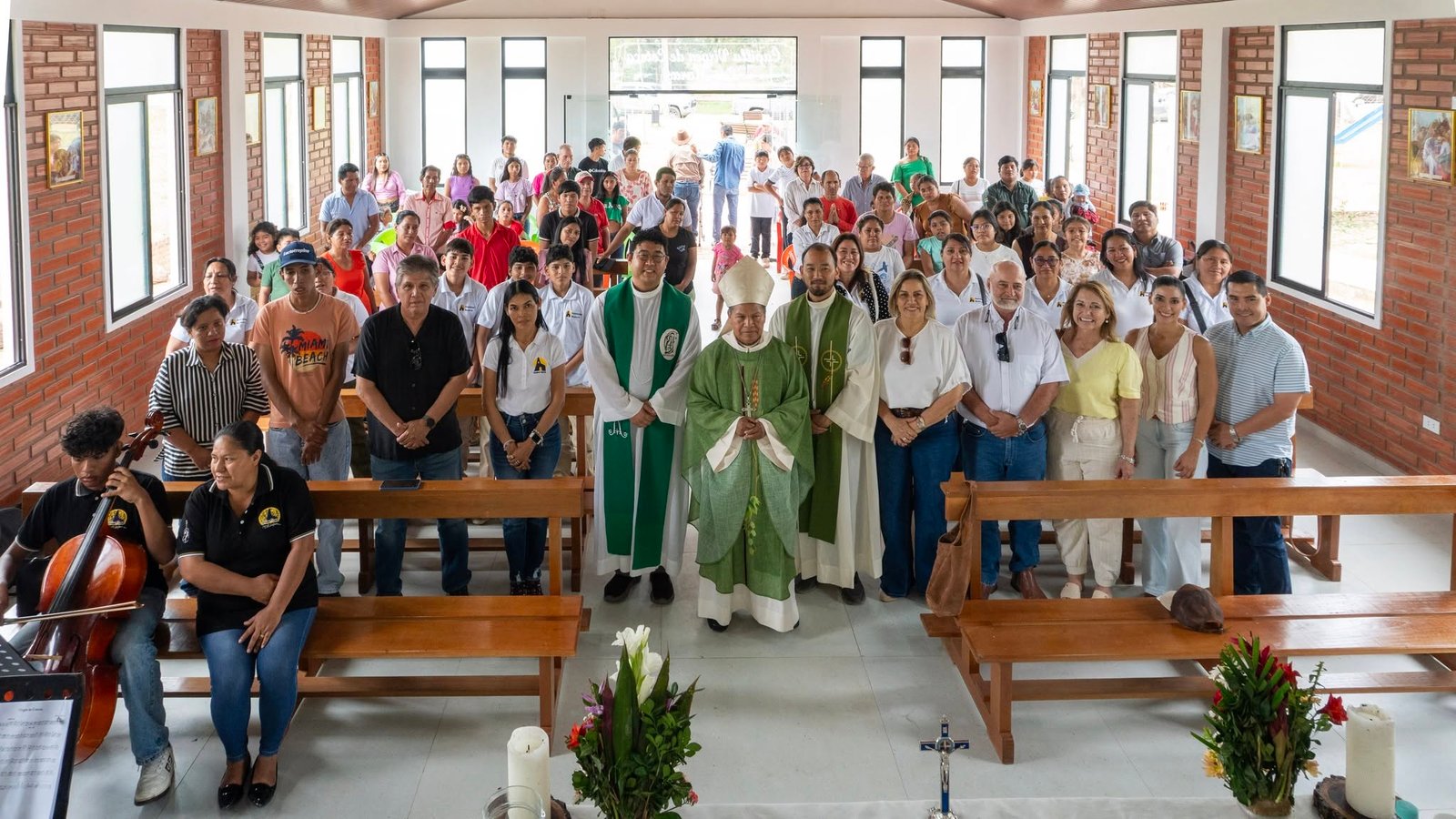 Inauguración y bendición de la capilla “Virgen de Cotoca” en la comunidad Las Maras