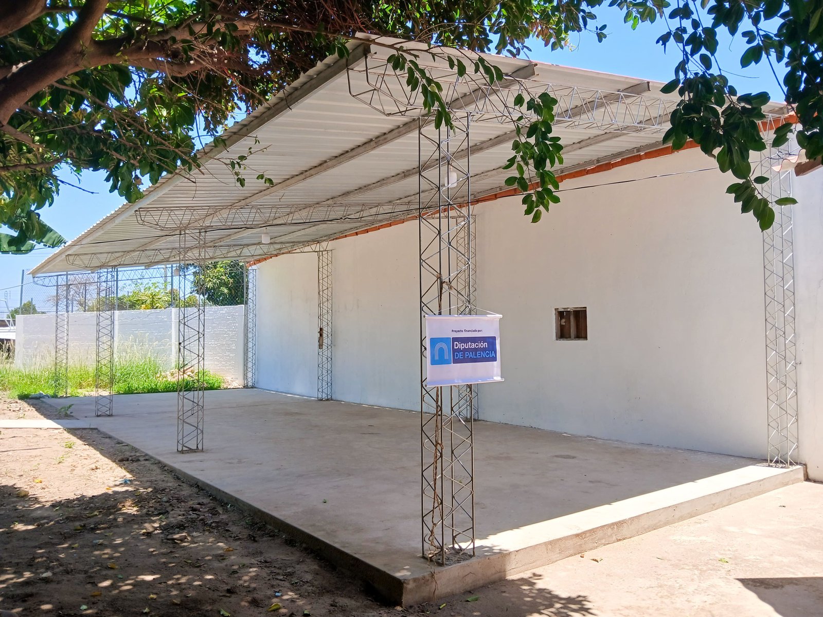 Hombres Nuevos y Diputación de Palencia trabajando para mejorar las instalaciones de un Albergue para adolescentes en riesgo de exclusión social en Montero