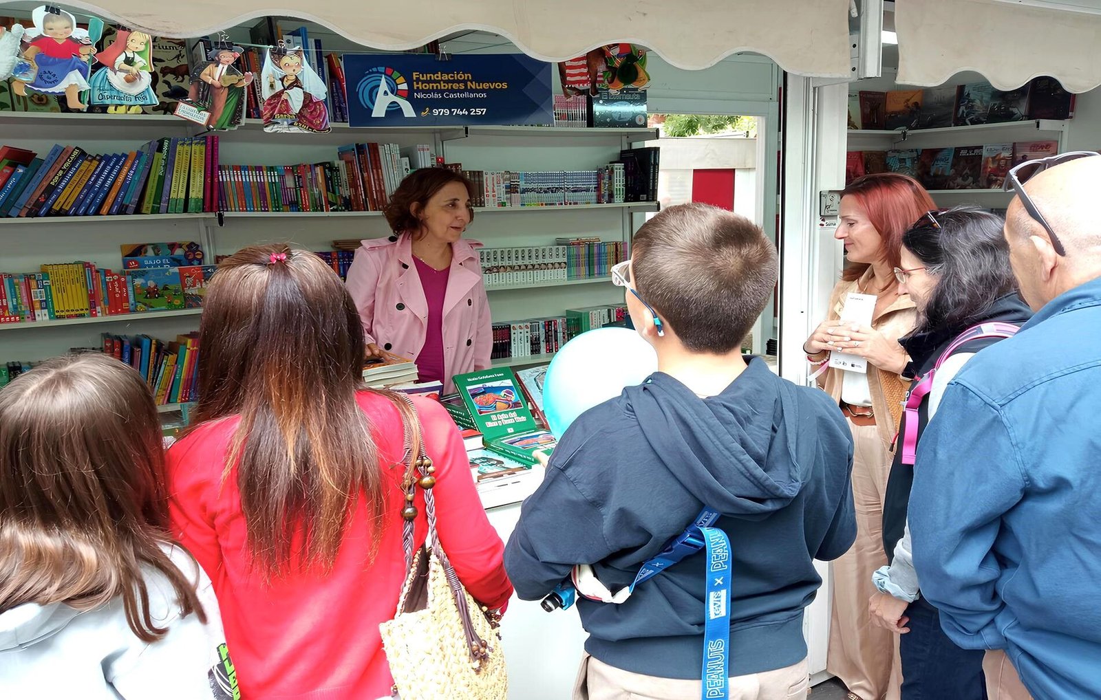 La Fundación Hombres Nuevos presenta el legado literario de Nicolás Castellanos en la Feria del Libro de Palencia